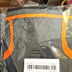 Knee compression sleeve